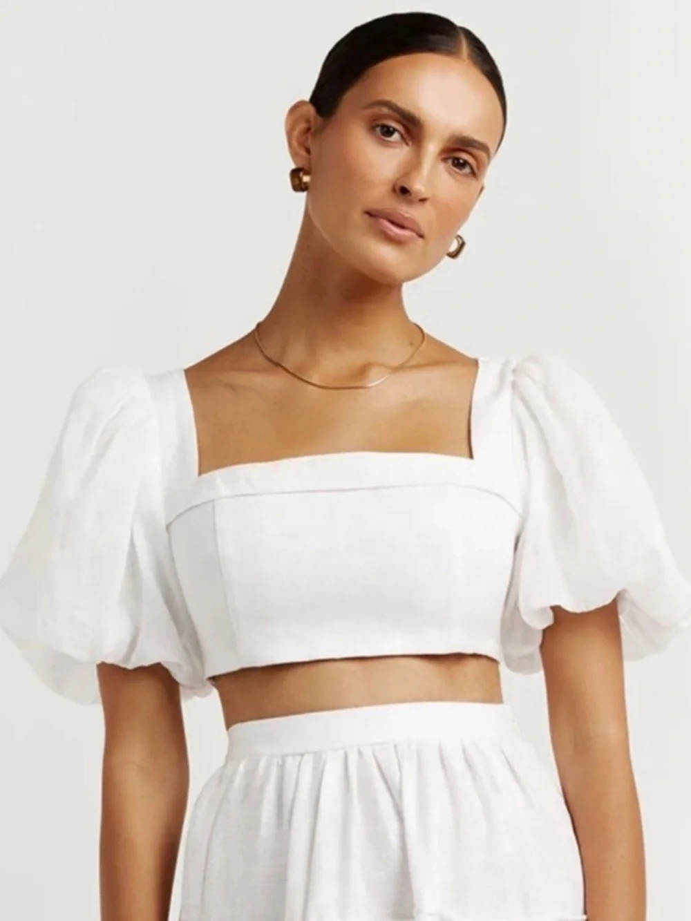 DISSH Aisle white linen puff sleeve crop top - Picture 1 of 8